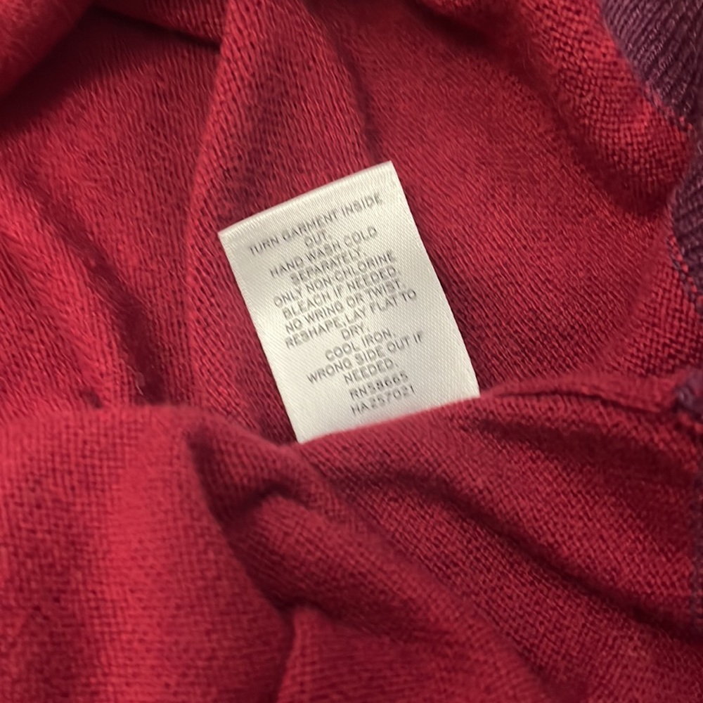 Color block sweater - Picture 7 of 7